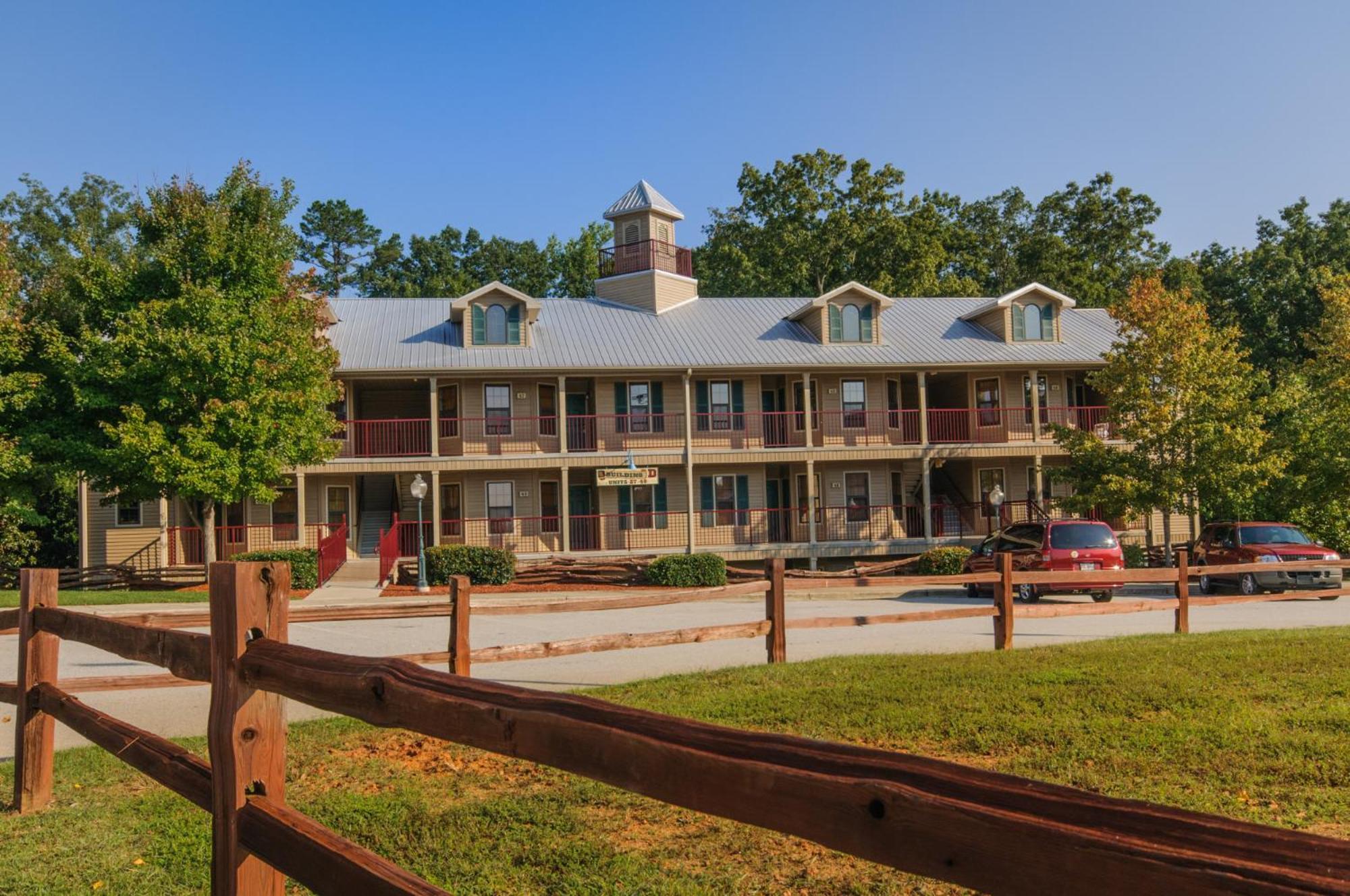 Holiday Inn Club Vacations Apple Mountain Resort At Clarkesville Exterior photo